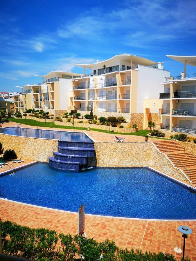 Sunny With Sea View In Appartement *